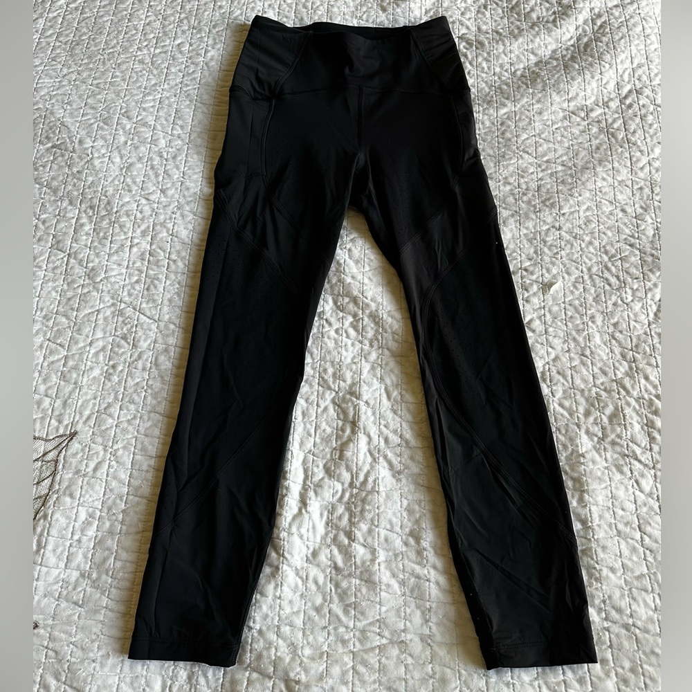 Lululemon women’s athletic leggings